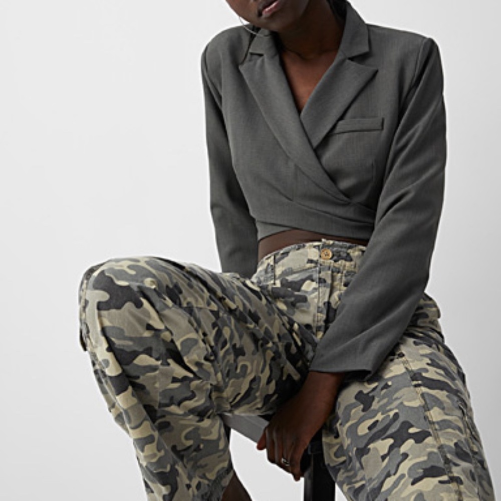 Sans Souci charcoal gray criss-cross ribbons cropped blazer NWT